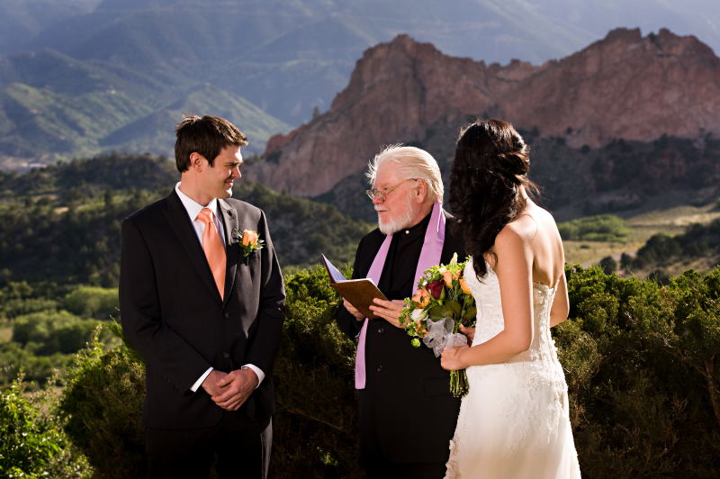 Wedding at Garden of the Gods Club Colorado Springs, Jonathan Betz Photography, Wedding Photographer