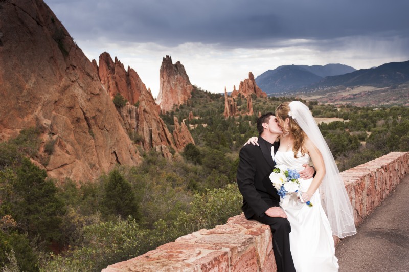 Jonathan Betz Photography Colorado Springs wedding portraits, wedding pictures
