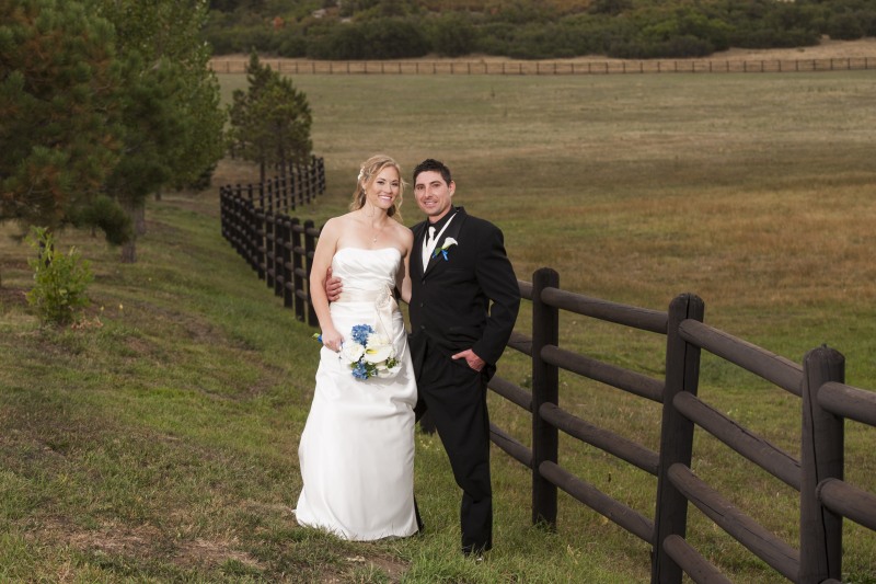 Jonathan Betz Photography Colorado Springs wedding portraits, wedding pictures, Spruce Mountain Lodge